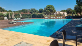 Fiori Di Cala Rossa Très beau studio, 2 adultes 1 enfant moins de 3 ans, au sein d'une résidence hôtelière avec piscine et plage Cala Rossa à 600m